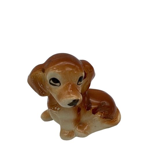 Dog Figurine Brown & White Ceramic 2.5" Tall x 3" Long Unmarked - Picture 1 of 5